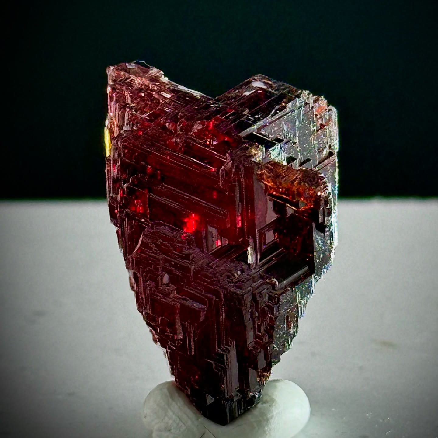 Absolute geometry… no attachment, no compromise