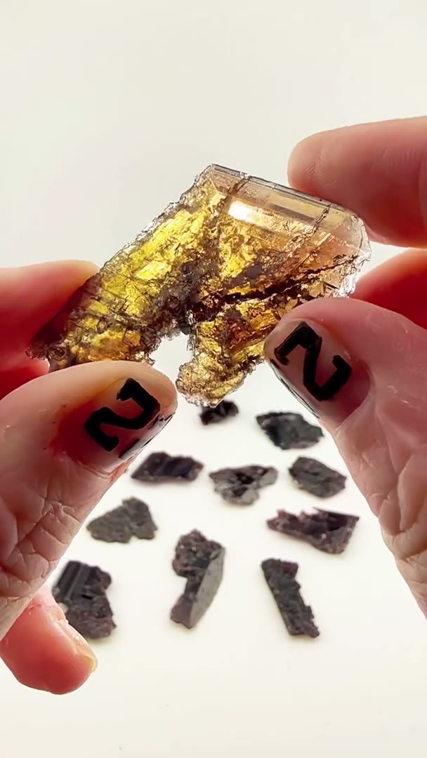 Color change magic straight from Pakistan