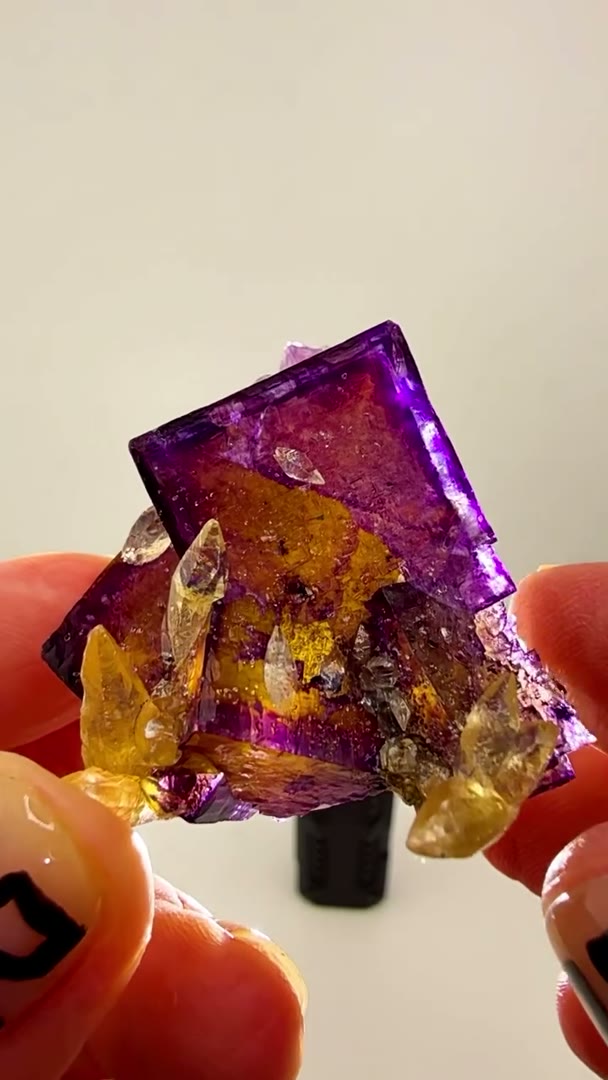 Rosiclare-level eye candy